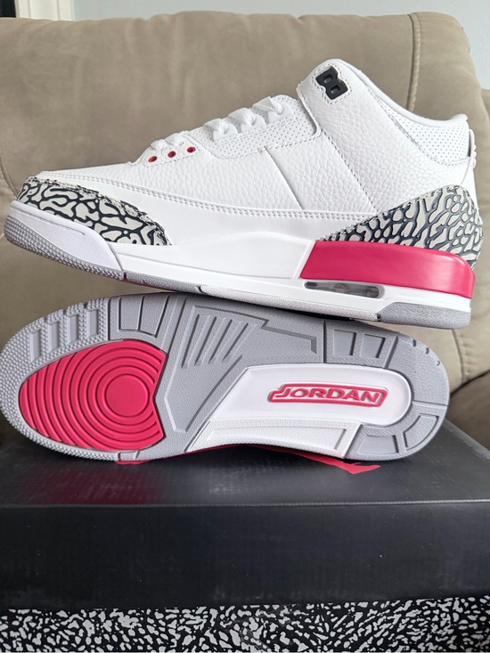 Jordan Other - Jordan White and Hot Pink Elephant Print Low-Top Sneakers